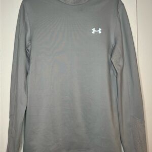 Under Armour women’s Steel Gray Long Sleeve Tee